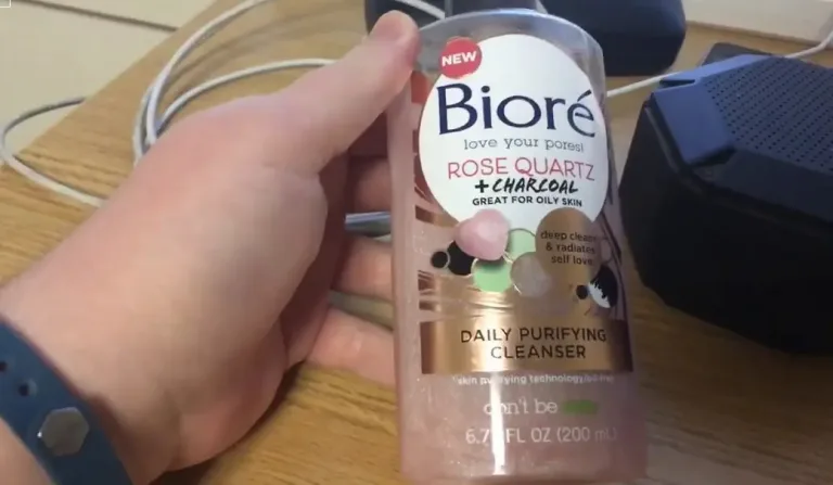 Best-Face-Wash-for-Oily-Sensitive-Skin-.jpg