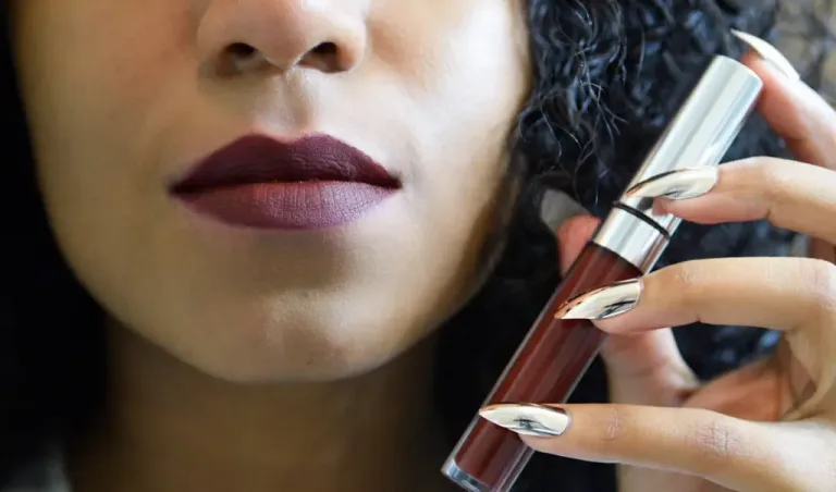 Best-Matte-Lipstick-for-Dark-Skin.jpg