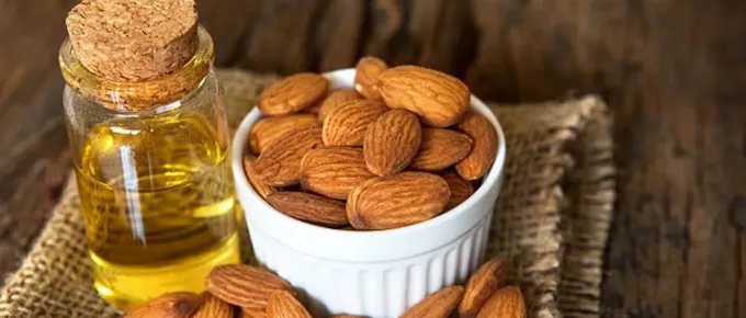 Best-Almond-Oils-for-the-Skin.jpg