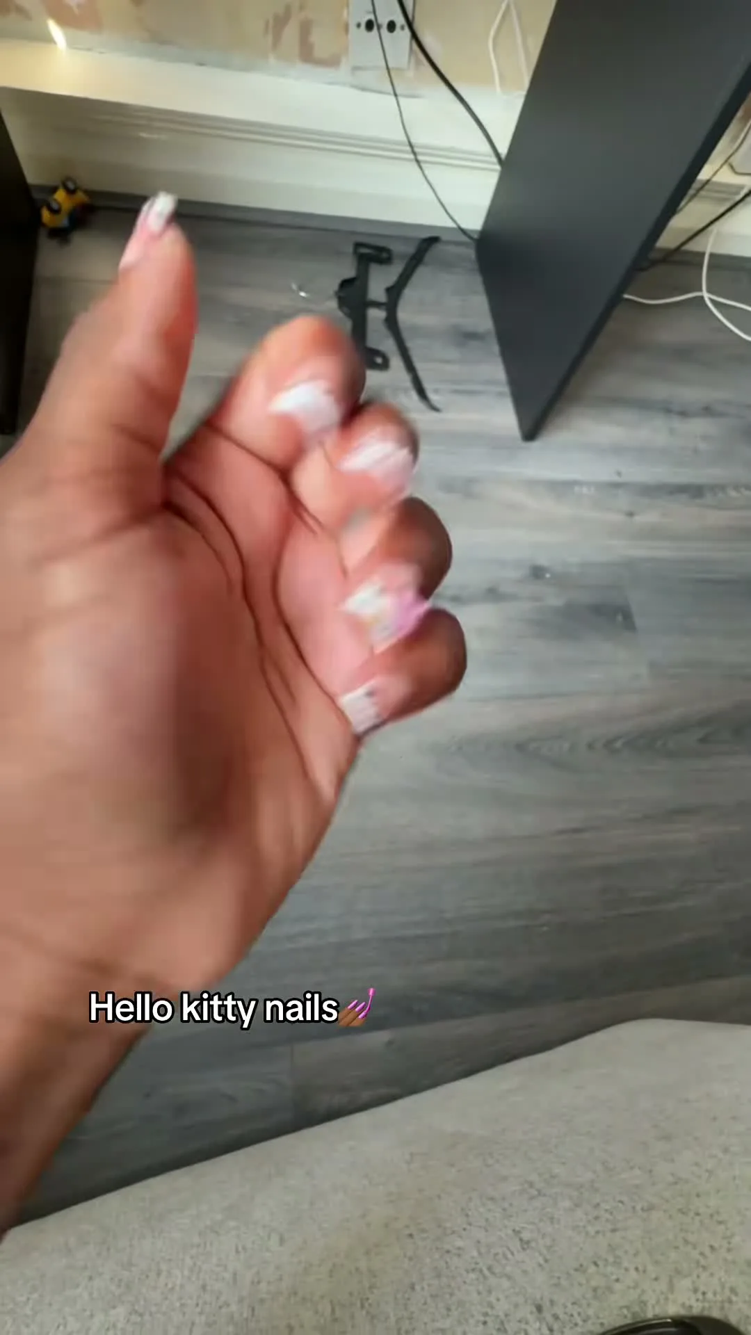 Hello Kitty Glow Sanrio nail design