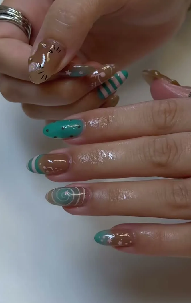 Mocha Hello Kitty Sanrio nail design