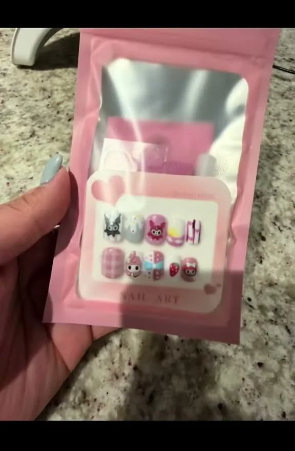 Kitty Cream Puff Sanrio nail design